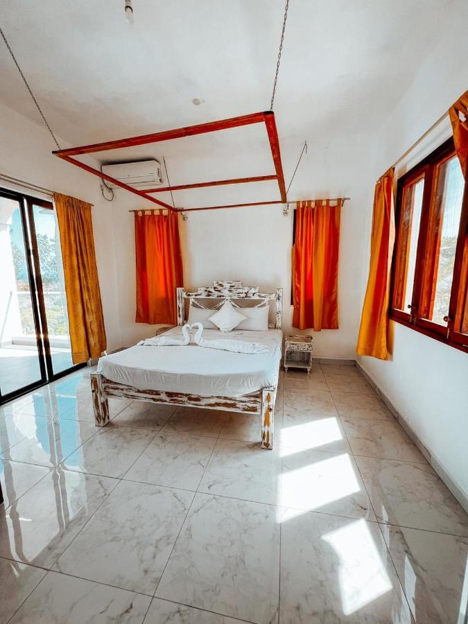 Met Beach Resort 马林迪 外观 照片