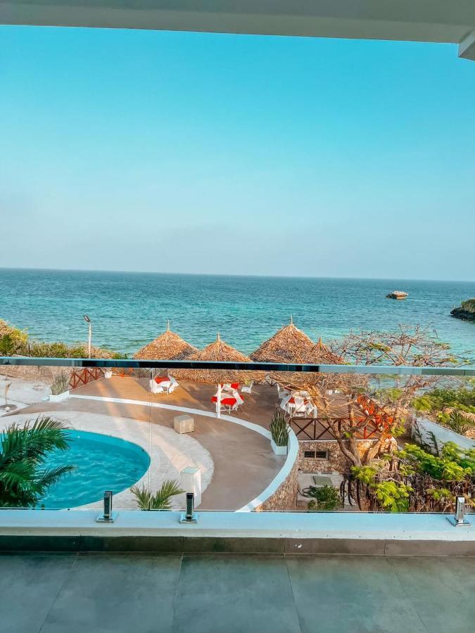 Met Beach Resort 马林迪 外观 照片